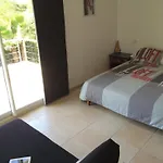 Aureliana Villa *